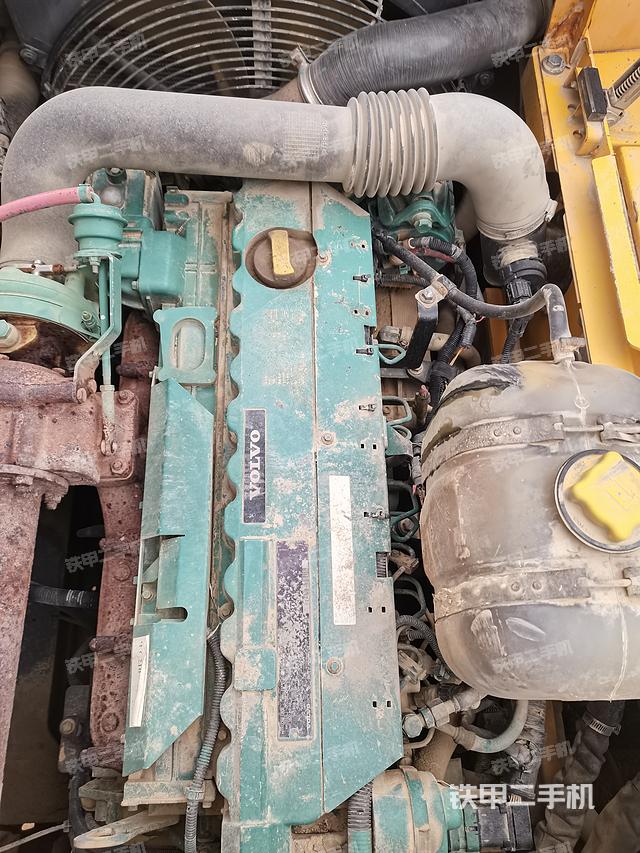 发动机整体俯视（整机外观）