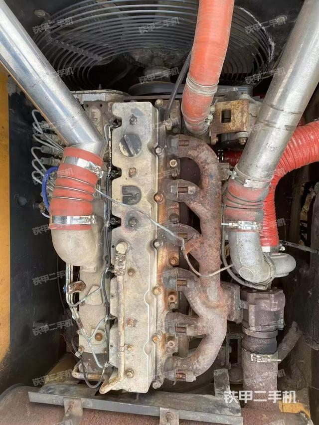 發(fā)動(dòng)機(jī)整體俯視（整機(jī)外觀）