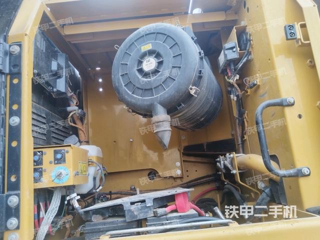 電瓶(大件艙室) 電瓶(大件艙室)