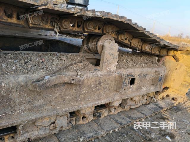 右側(cè)行走馬達(dá)蓋板(行走機(jī)構(gòu)) 右側(cè)行走馬達(dá)蓋板(行走機(jī)構(gòu))