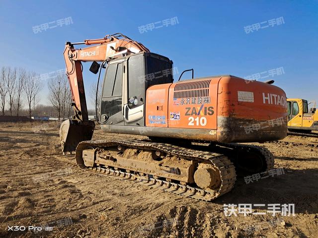 整機右后45°(整機外觀) 整機右后45°(整機外觀)