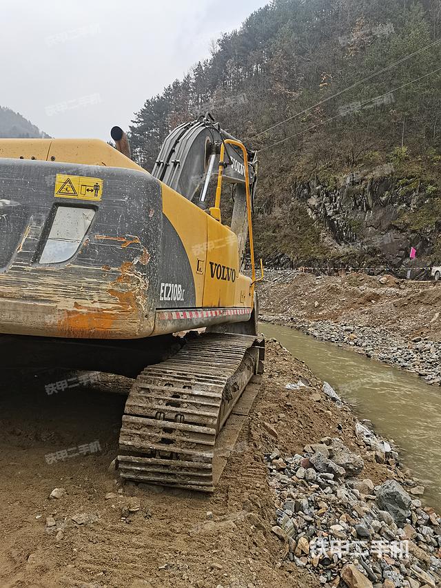 整机右后45°（整机外观）