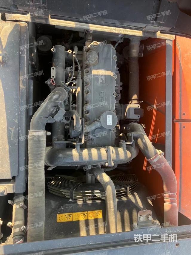 发动机整体俯视（整机外观）