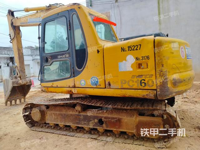 整機右后45°(整機外觀) 整機右后45°(整機外觀)