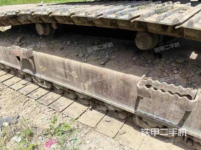 单侧履带整体（整机外观）