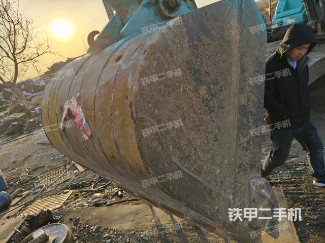 鏟斗45度(工作和回轉(zhuǎn)裝置) 鏟斗45度(工作和回轉(zhuǎn)裝置)