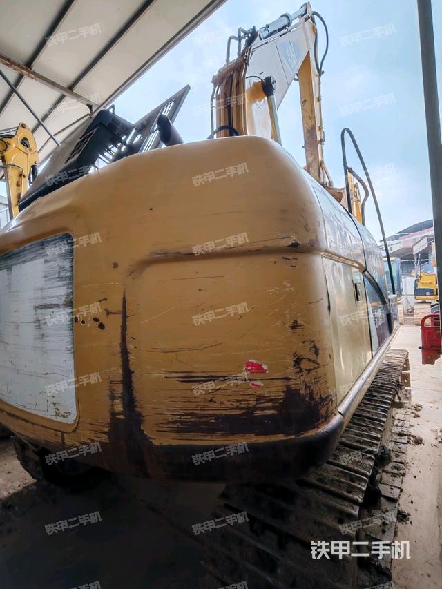 整機(jī)右后45°(整機(jī)外觀) 整機(jī)右后45°(整機(jī)外觀)