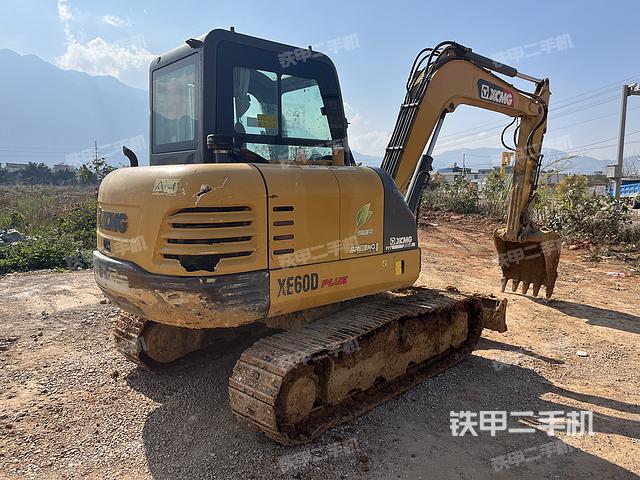 整机右后45°（整机外观）