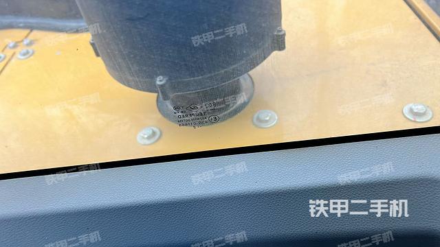 后窗玻璃角標(biāo)（駕駛室部分）