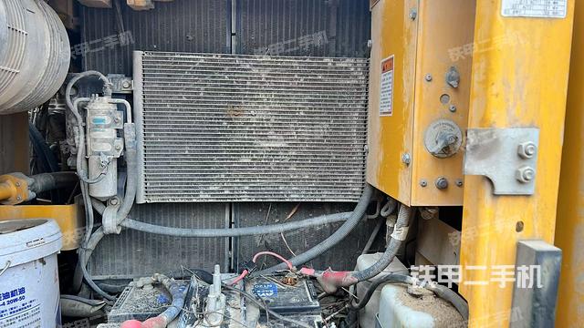 散熱器正面（大件艙室）