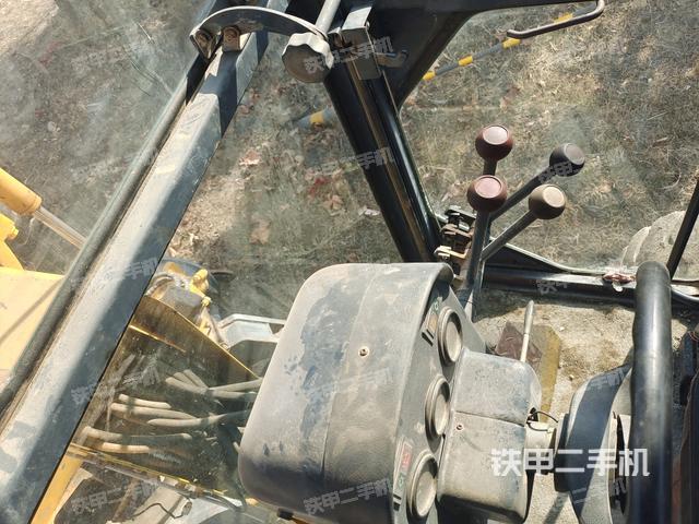 小時(shí)/里程表(駕駛室/操作室) 小時(shí)/里程表(駕駛室/操作室)