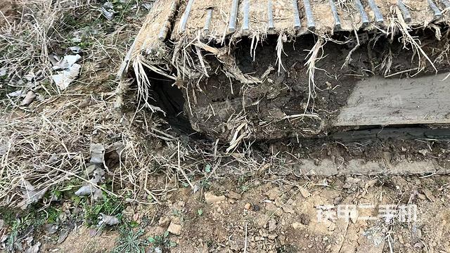 右導(dǎo)向輪（行走機(jī)構(gòu)）