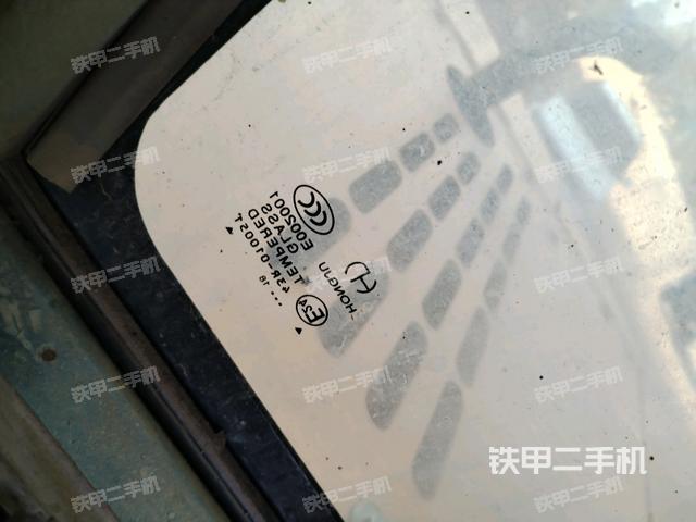 后窗玻璃角標(biāo)（駕駛室部分）