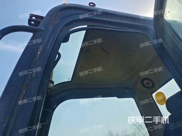 頂棚整體(駕駛室部分) 頂棚整體(駕駛室部分)