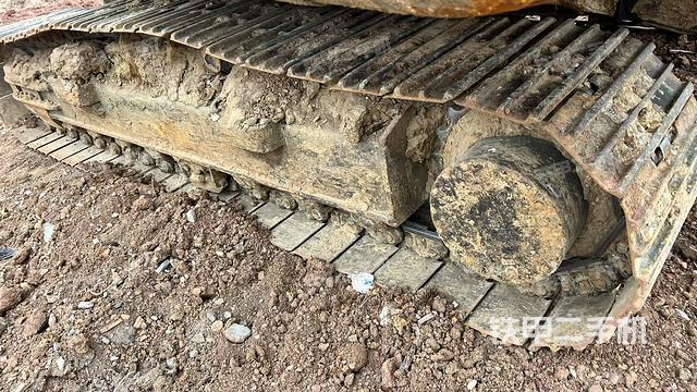 左側(cè)履帶整體?（行走機構(gòu)）