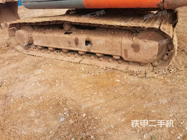 左側(cè)履帶整體?（行走機(jī)構(gòu)）