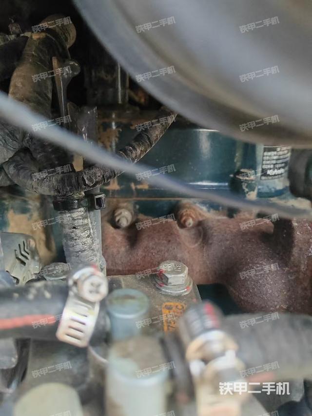 發(fā)動(dòng)機(jī)整體俯視（整機(jī)外觀）