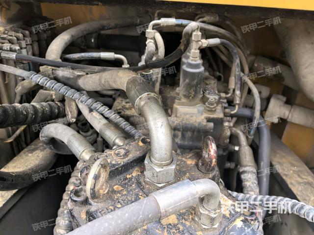 駕駛室頂部俯視(上車部件) 駕駛室頂部俯視(上車部件)