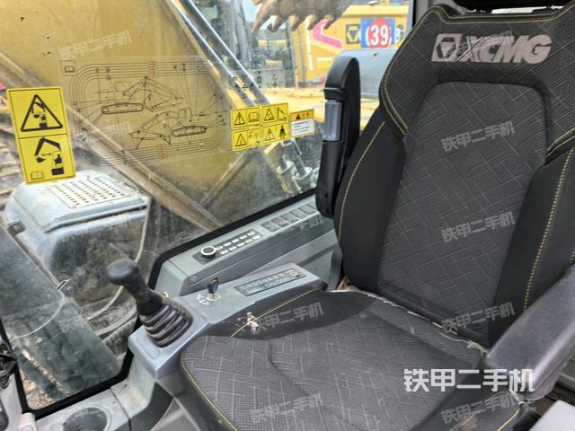 后窗玻璃角標(biāo)（駕駛室部分）