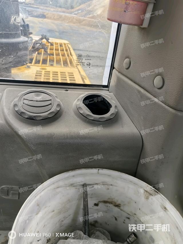 座椅后部（駕駛室部分）