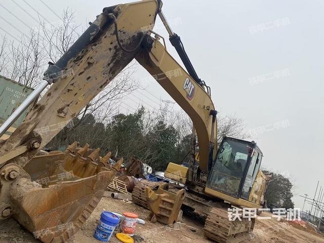 右后45(整機(jī)外觀) 右后45(整機(jī)外觀)