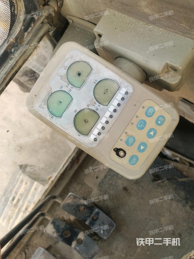 小時(shí)表（駕駛室部分）