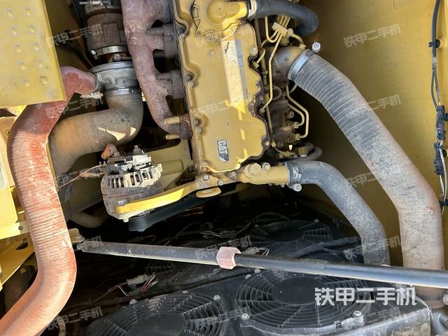 水箱+風(fēng)扇特寫(上車部件) 水箱+風(fēng)扇特寫(上車部件)