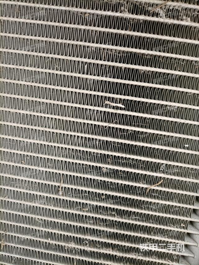 散熱器室(大件艙室) 散熱器室(大件艙室)