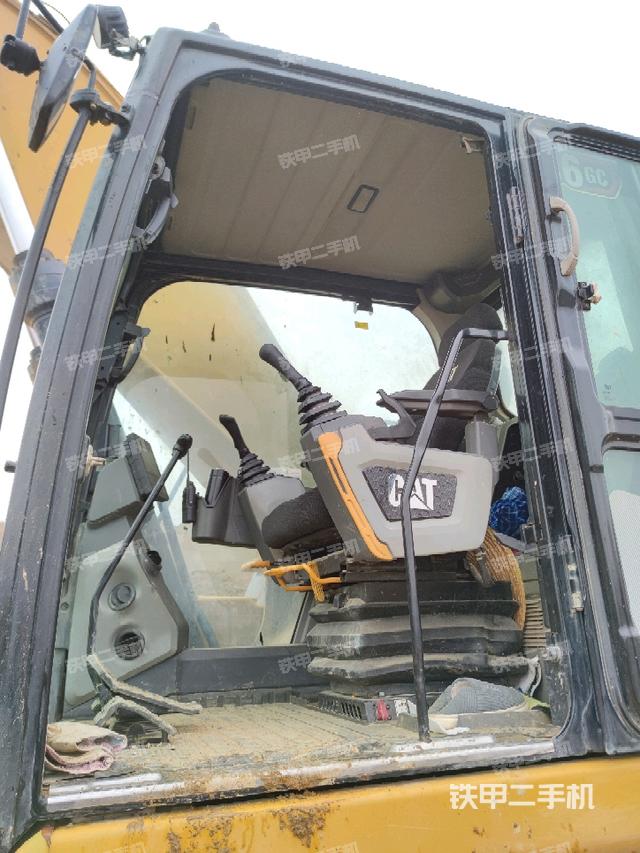 頂棚整體(駕駛室部分) 頂棚整體(駕駛室部分)