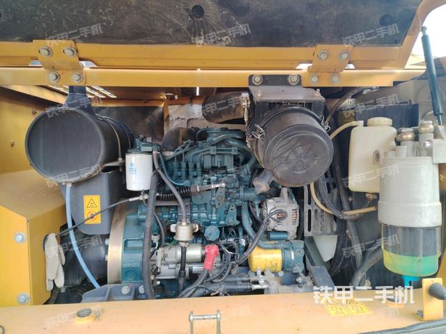 發(fā)動機室（上車部件）