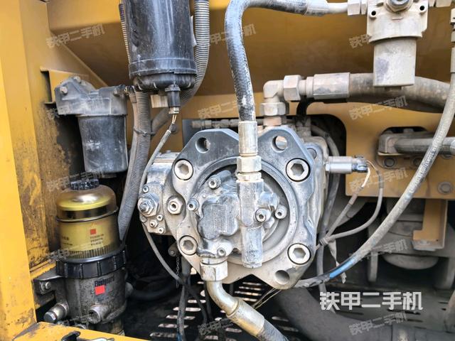 電瓶(大件艙室) 電瓶(大件艙室)