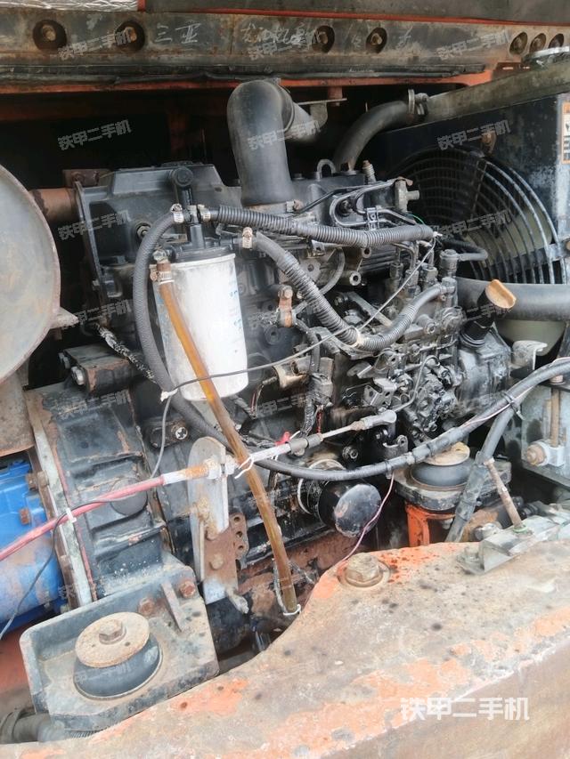 发动机室（上车部件）