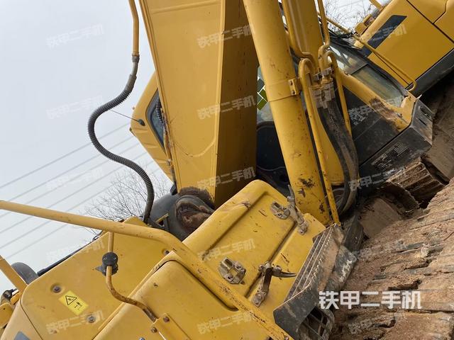 大臂根部?斜視（工作和回轉(zhuǎn)裝置）