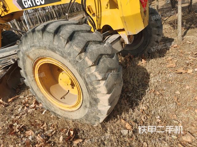 右引導(dǎo)輪/右前輪（行走機(jī)構(gòu)）