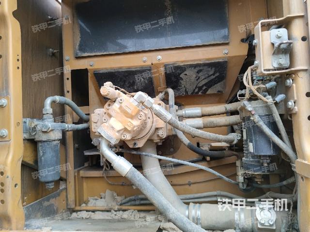 液壓泵室(大件艙室) 液壓泵室(大件艙室)