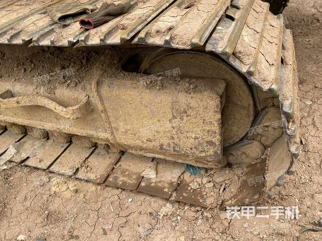 左側(cè)履帶整體?（行走機(jī)構(gòu)）