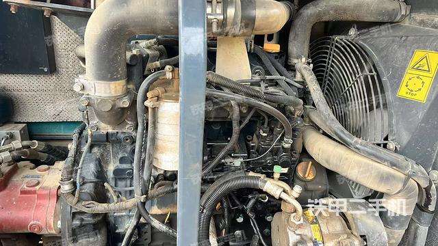 發(fā)動機室(上車部件) 發(fā)動機室(上車部件)