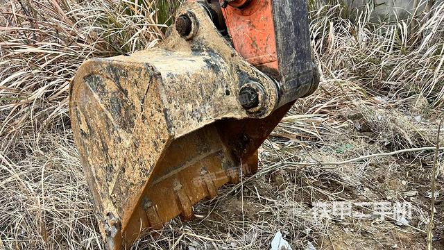 鏟斗右后整體（工作和回轉(zhuǎn)裝置）