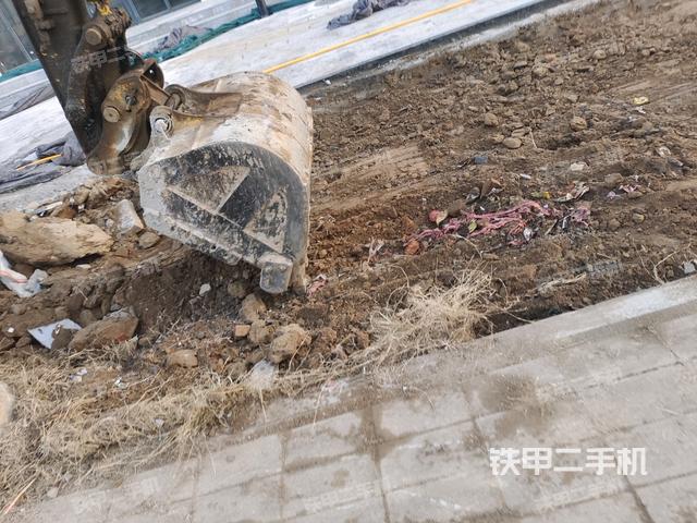 鏟斗45度（工作和回轉(zhuǎn)裝置）