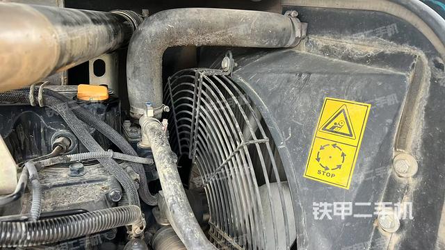 水箱+風(fēng)扇特寫(上車部件) 水箱+風(fēng)扇特寫(上車部件)