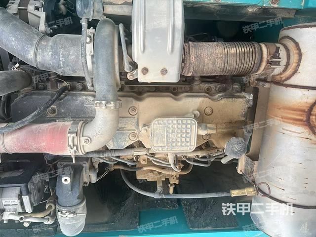 發(fā)動機整體俯視（整機外觀）