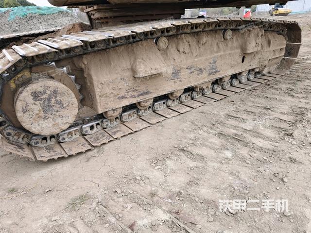 單側(cè)履帶整體（整機外觀）