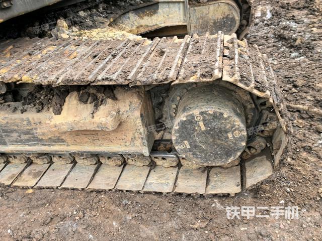 左導向輪(行走機構) 左導向輪(行走機構)