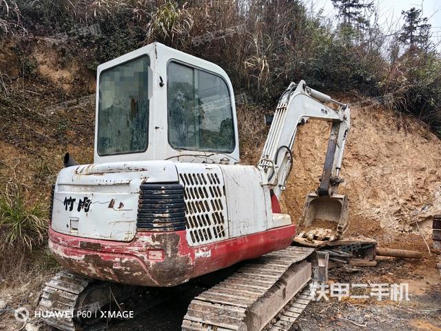 整機右后45°（整機外觀）