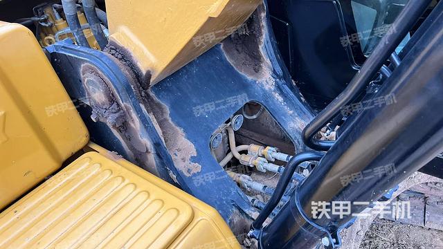 大臂根部?斜視（工作和回轉(zhuǎn)裝置）