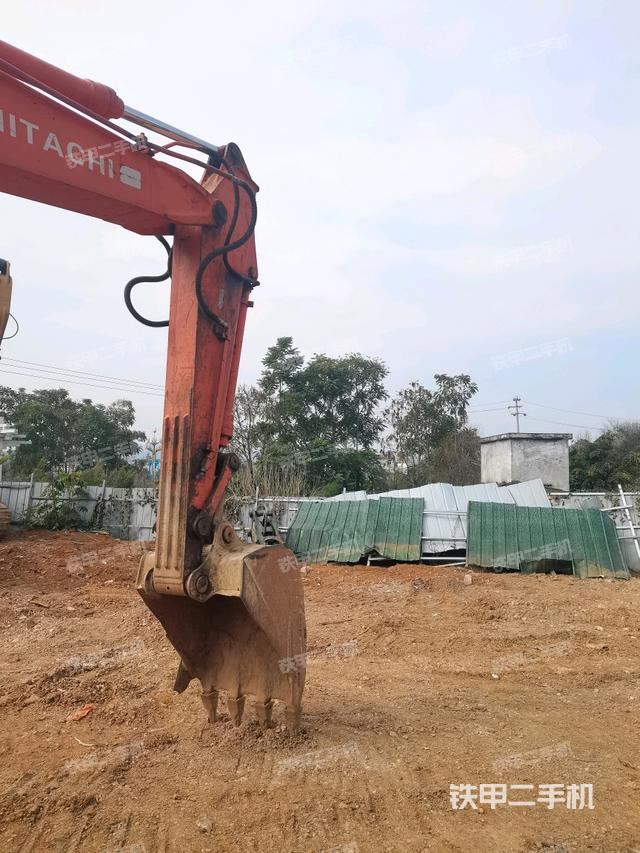 小臂整體左后（工作和回轉(zhuǎn)裝置）