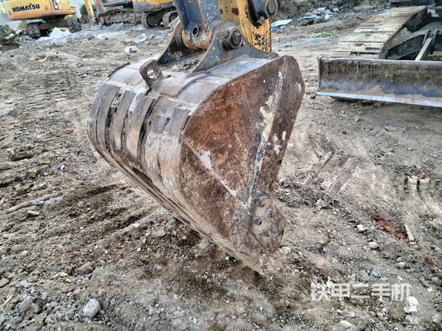 鏟斗45度（工作和回轉(zhuǎn)裝置）