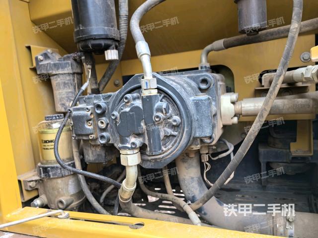 液壓泵斜45?左（大件艙室）