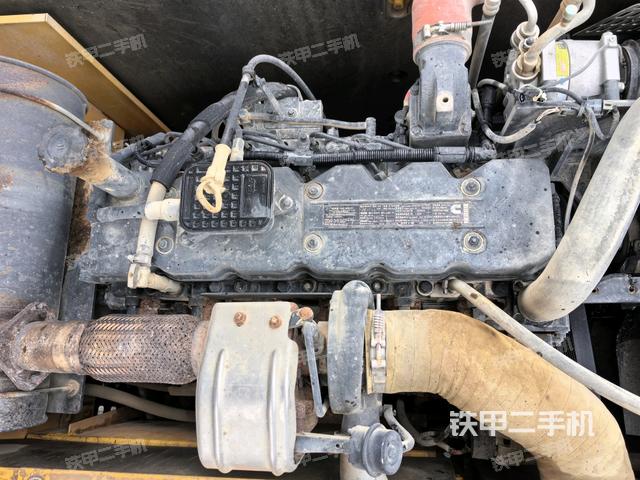 氣門室蓋螺絲特寫（上車部件）