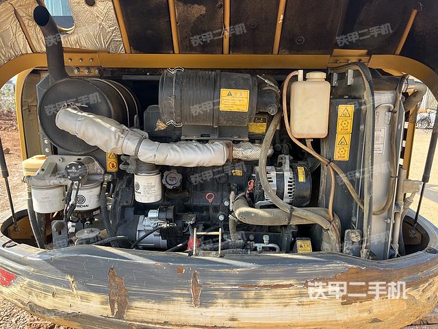 发动机整体俯视（整机外观）